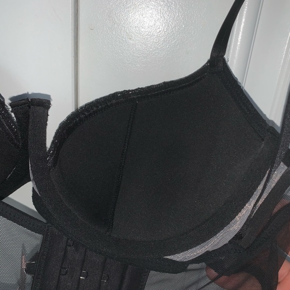 Victoria’s Secret Black Lace Bra - Picture 5 of 5